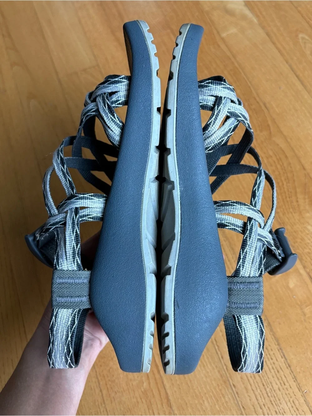 Chaco Women's ZX/2 Classic Sandals Gray Black White Double Strap Toe Loop Size 6